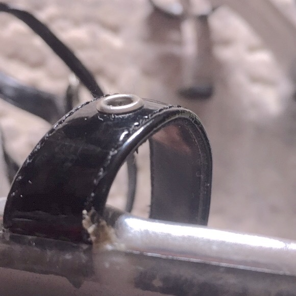 Mudd | Acrylic Faux Patent Platform Sandals - Picture 6 of 8